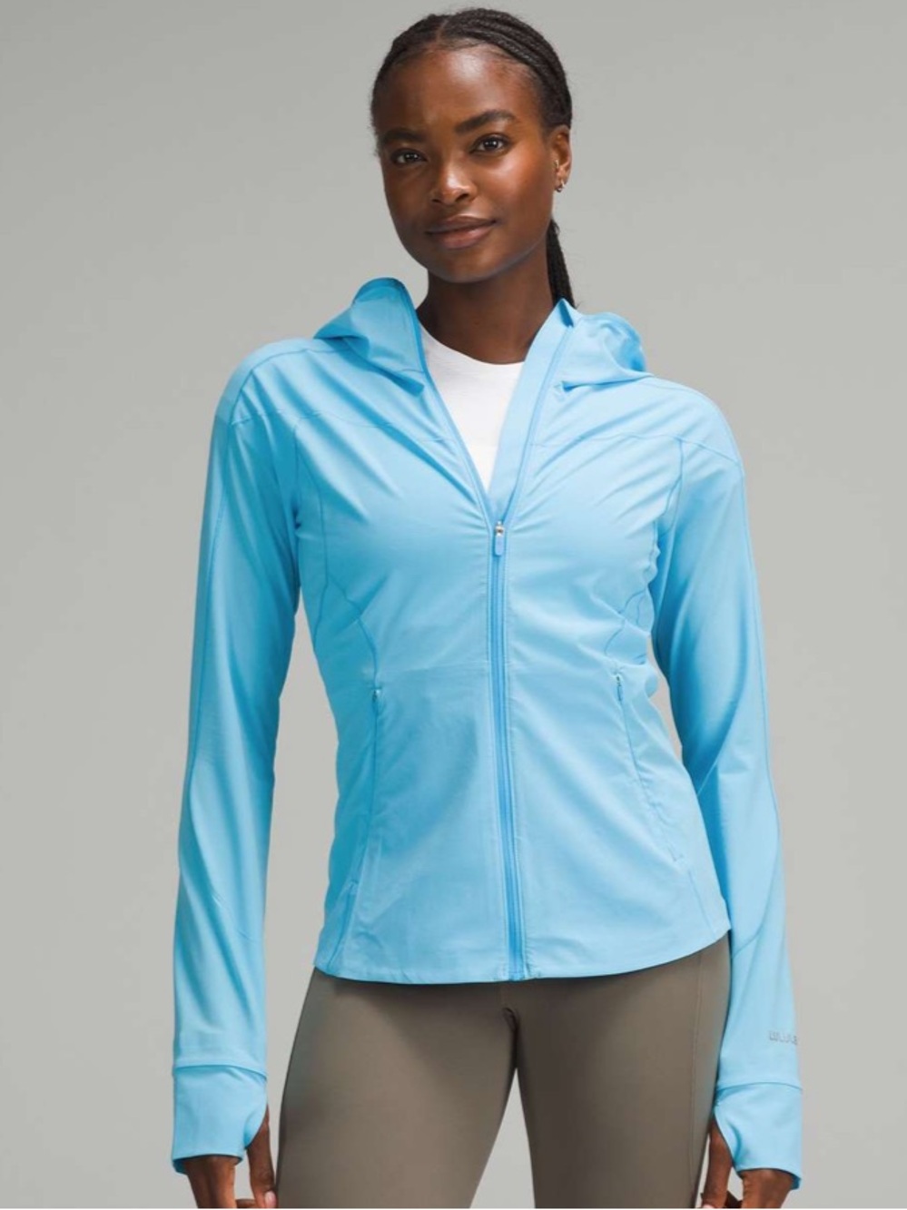NWT Lululemon Mist Over Windbreaker Size 6 Women’s in Kayak Blue Light